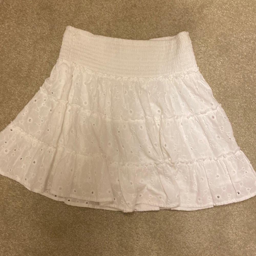 American Eagle white skirt extra small